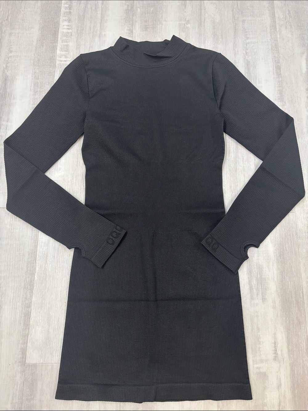 OQQ Compression Fitted Black Long-Sleeve Mock Neck Dress Medium